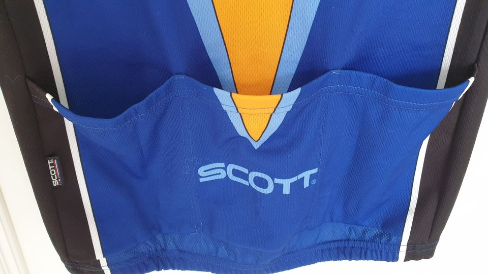 Damen Radtrikot Scott mit Pegasus-Motiv, Gr. S Top-Zustand in Hofheim am Taunus