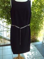 Elegantes Etuikleid Esprit Gr. 38 schwarz+Strassgürtel gefüttert Hessen - Bruchköbel Vorschau