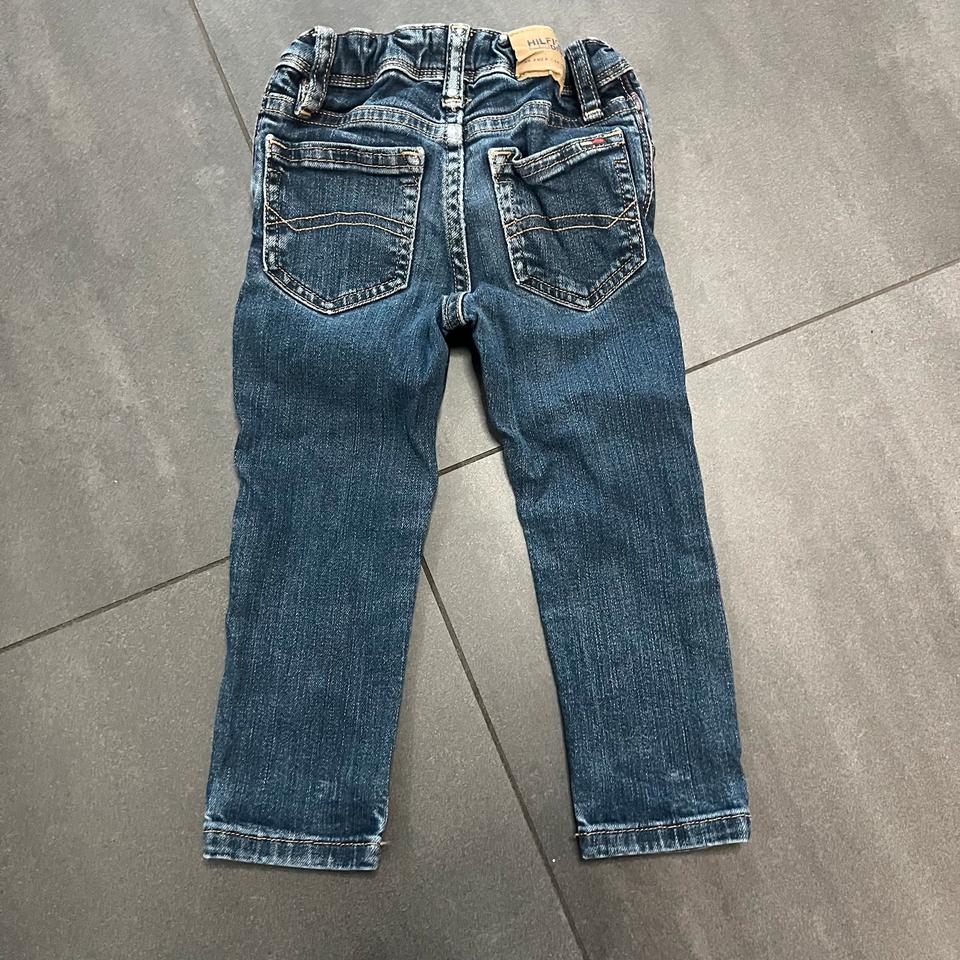 Schöne Tommy Hilfiger Jeans Hose Jeanshose blau Größe 86 in Mauer