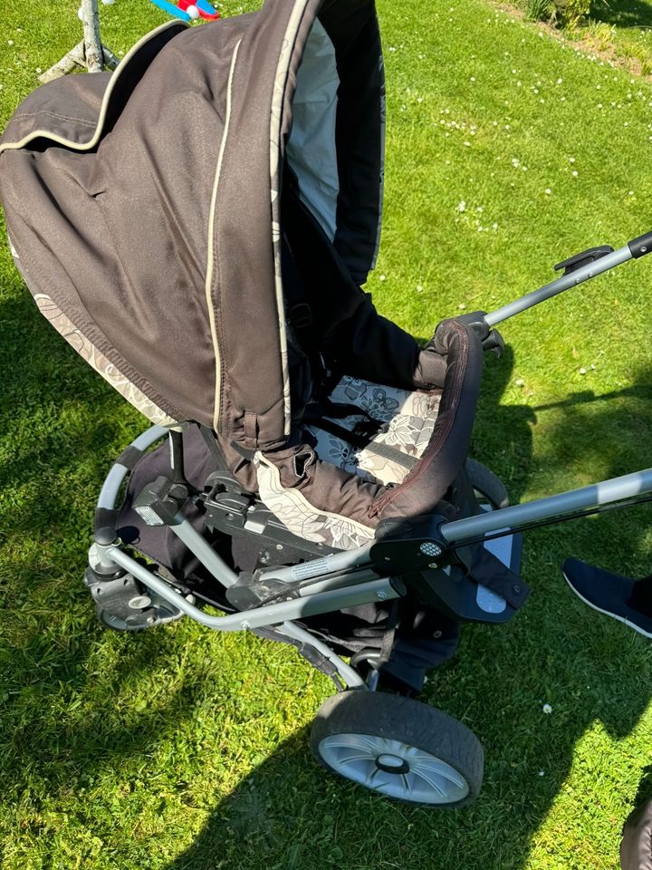 Teutonia Mistral S10 HB Kinderwagen mit Sportsitz und Babyschale in Nattenheim