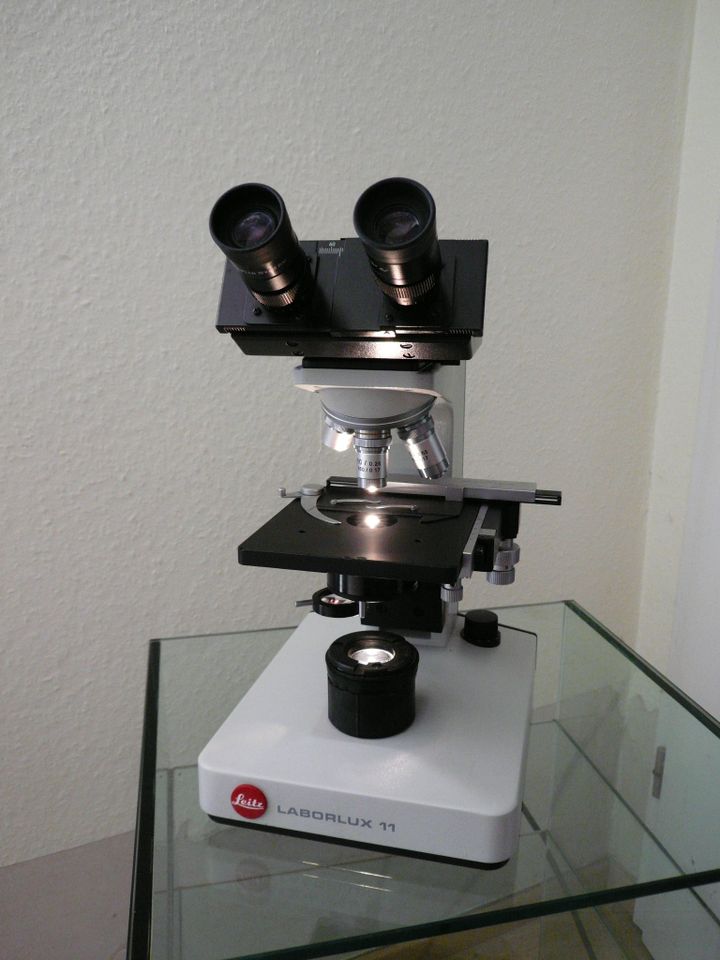 Leitz Laborlux 11 * 3 Objektive * Mikroskop * Labor * in Osnabrück