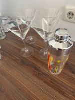 Cocktail Shaker mit vier Gläsern München - Au-Haidhausen Vorschau