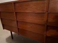 VELAS Vintage Verkaufstheke Mid Century Vitrine 60er Sideboard Bayern - Aschaffenburg Vorschau