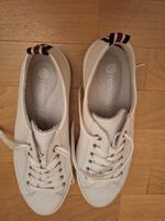 Sneaker von Remonte ungetragen zu verkaufen Leipzig - Neulindenau Vorschau