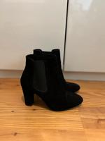 Schwarze Stiefeletten in Gr. 38 Nordrhein-Westfalen - Bergisch Gladbach Vorschau