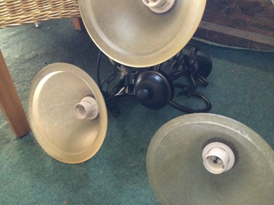 DDR Lampe 15,–  und Kinder Lampe Schmetterling 10,– in Herzfelde