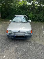 Opel Kadett 1.4 l Oldtimer mit TÜV Nordrhein-Westfalen - Kerpen Vorschau