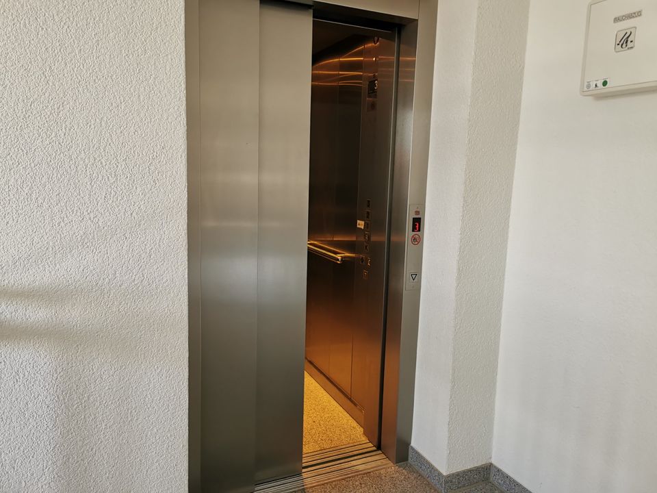 Penthouse-Wohnung mit großer Dachterrasse am Opernplatz in Chemnitz