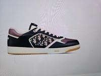 Suche Dior B 27 NUR ORIGINAL SCHUH Frankfurt am Main - Nieder-Eschbach Vorschau