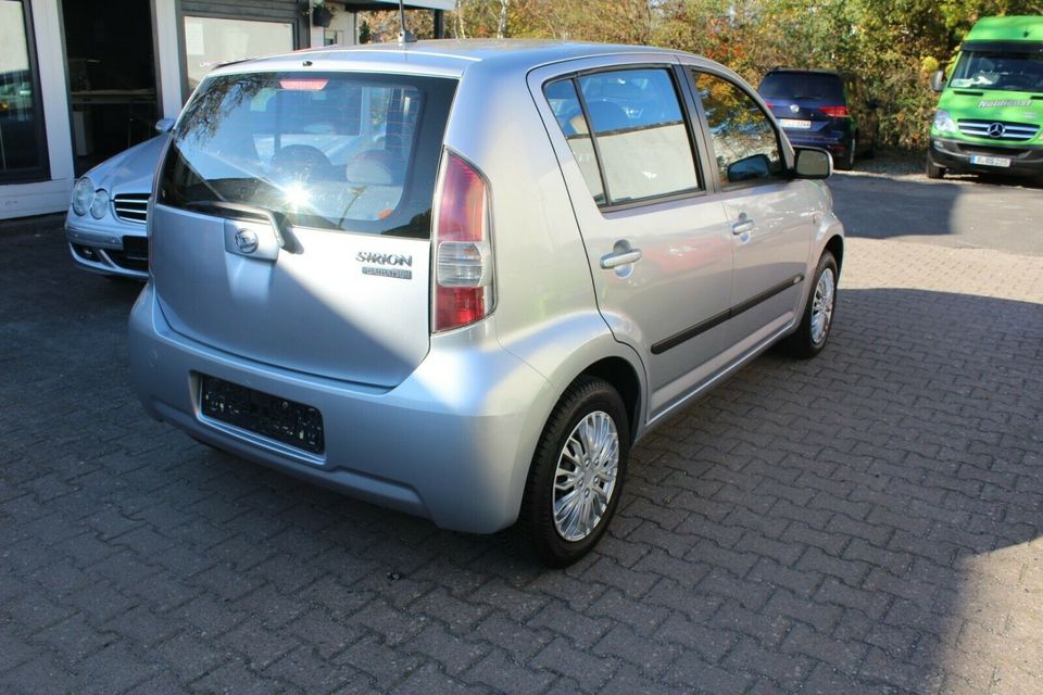 Daihatsu Sirion 1.0 in Berlin