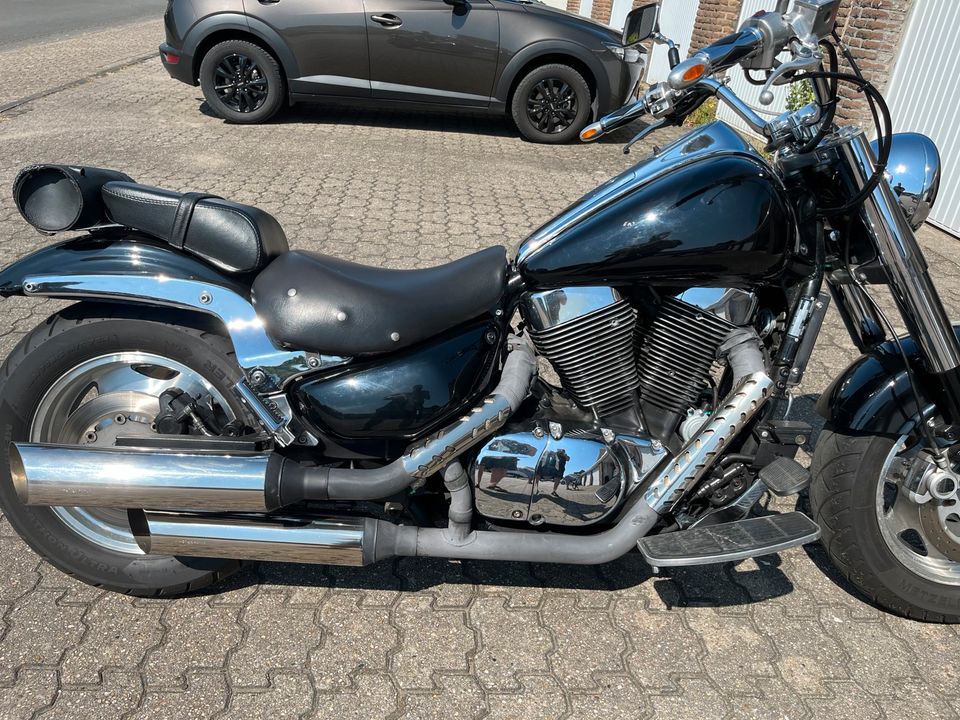 Suzuki Intruder 1500 in Hamminkeln