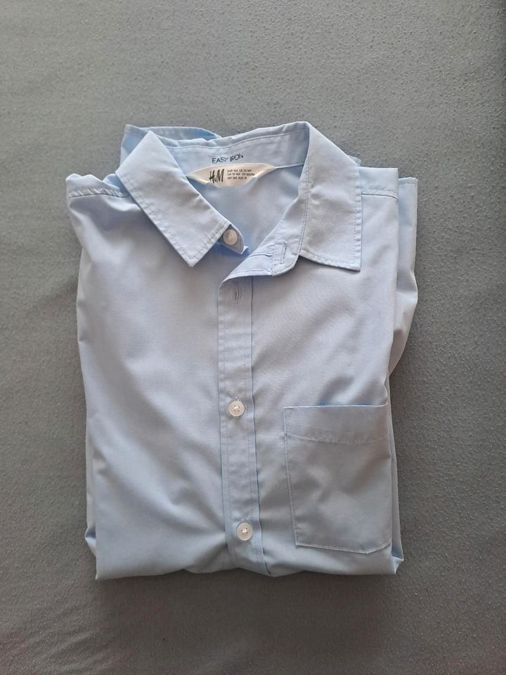 Hemd H&M Gr. 164 hellblau zu Anzug in Kelheim