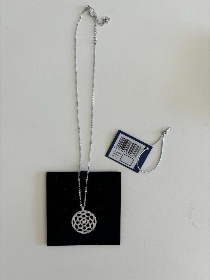 Swarovski Crystal Jewelry Daylight Anhänger und Kette silber in München