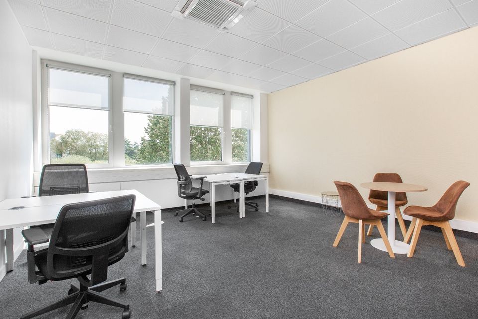 Privater Büroraum für 4 Personen 20 sqm in Regus Science Park in Kiel