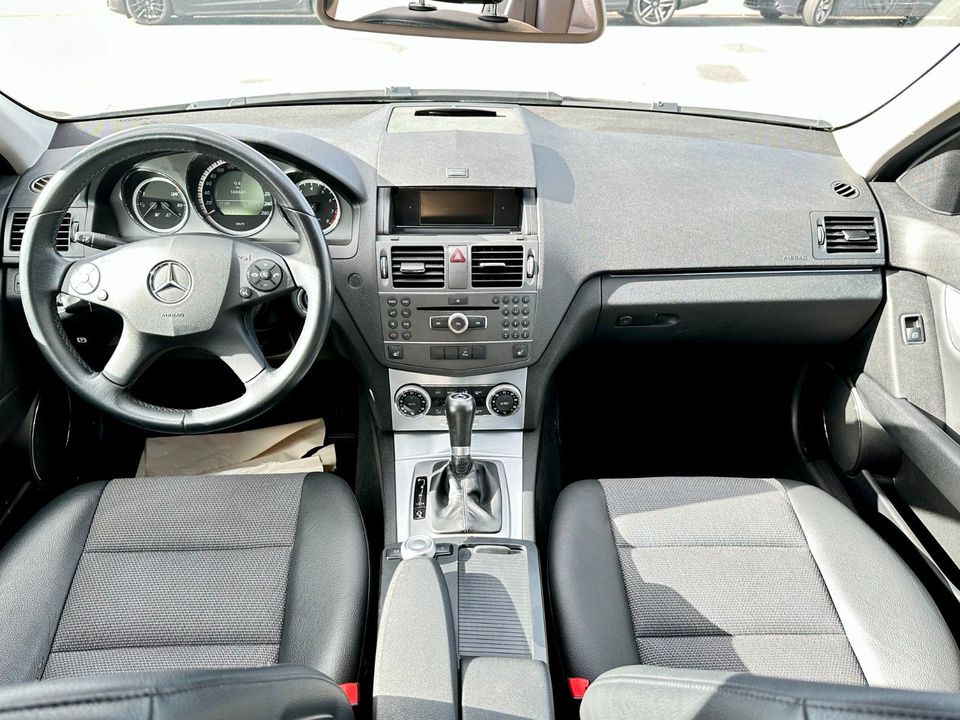 Mercedes-Benz C 250 T CGI Aut.*Klimaaut*Shz*Pdc*Ahk*T-Leder in Rüsselsheim