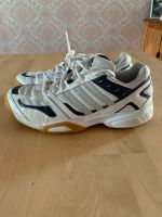 Adidas Hallenturnschuhe 40 Hessen - Großenlüder Vorschau