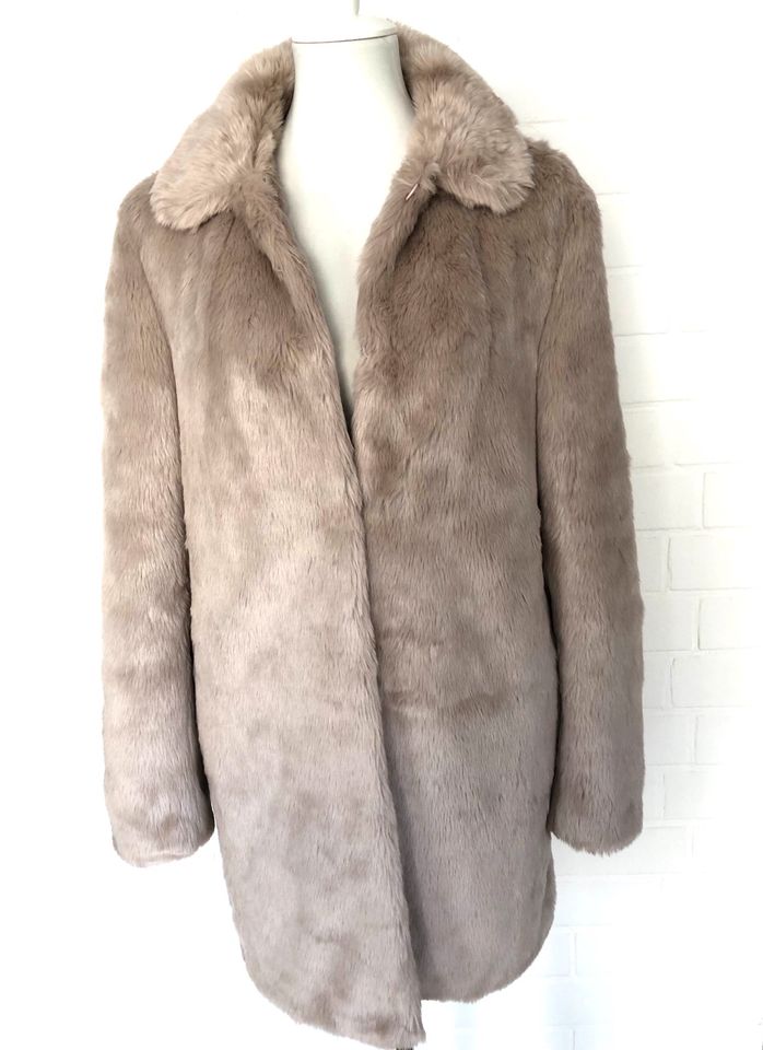 IQ+BERLIN*MANTEL*ÜBERGANG*FELLMANTEL*FAKE FUR*CREME*BEIGE*36*S*XS in Osnabrück