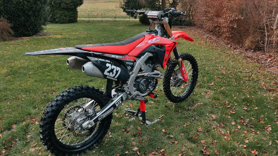 Honda CRF250R 2018 (no YZF SXF KX RMZ MC FE) motocross crf 250 in Hiddenhausen