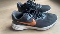 Nike Schuhe in schwarz/bronze/weiß Größe 39 Bayern - Neu Ulm Vorschau
