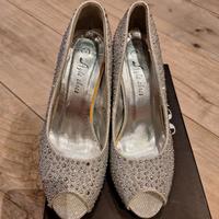 Pumps Silber Gr. 36 Nordrhein-Westfalen - Bottrop Vorschau