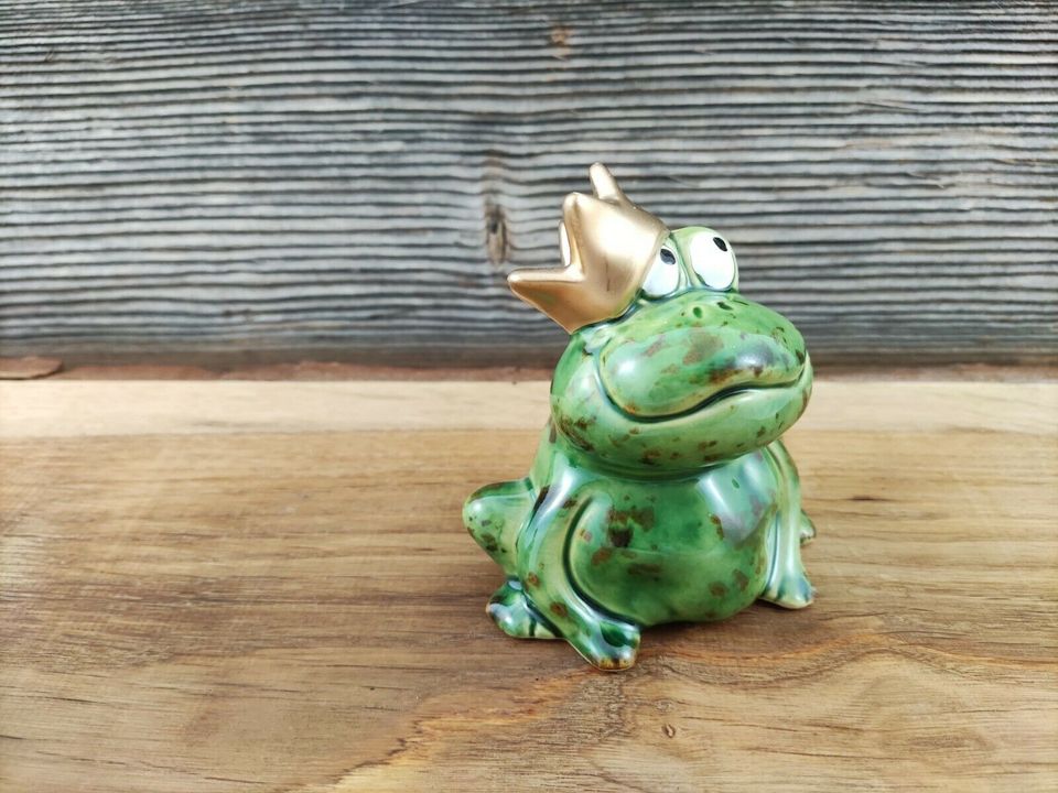 Froschkönig 2er SET Frosch mit Krone Dekofigur Keramik Frösche in Massing