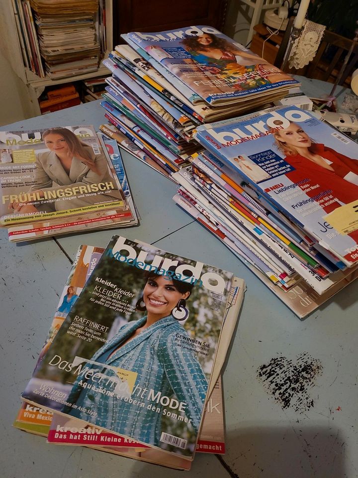 Jede Menge Burda style Zeitschriften ab 2000 in Scharbeutz