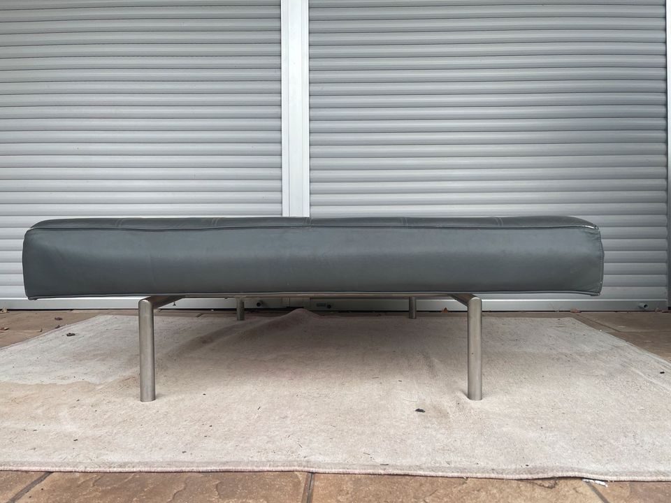 XXL Lounge Sitz Hocker | Sofa | Leder | Couch | blau grau vintage in Wächtersbach