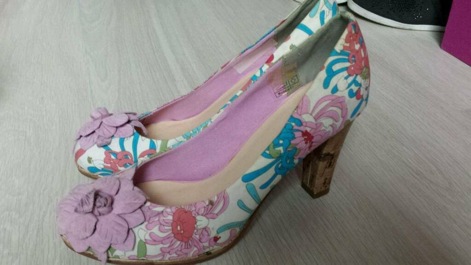 Bunte Damen Pumps Schuhe Ausgehschuhe, Gr 38, neu in Hainburg