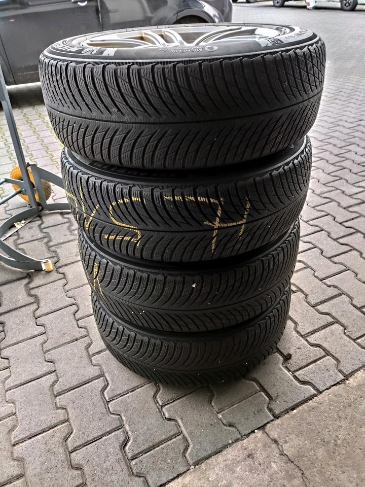 ✓ MICHELIN WINTERRÄDER BMW X3 G01 X4 G02 225/60 R18 ALUFELGEN in Herten