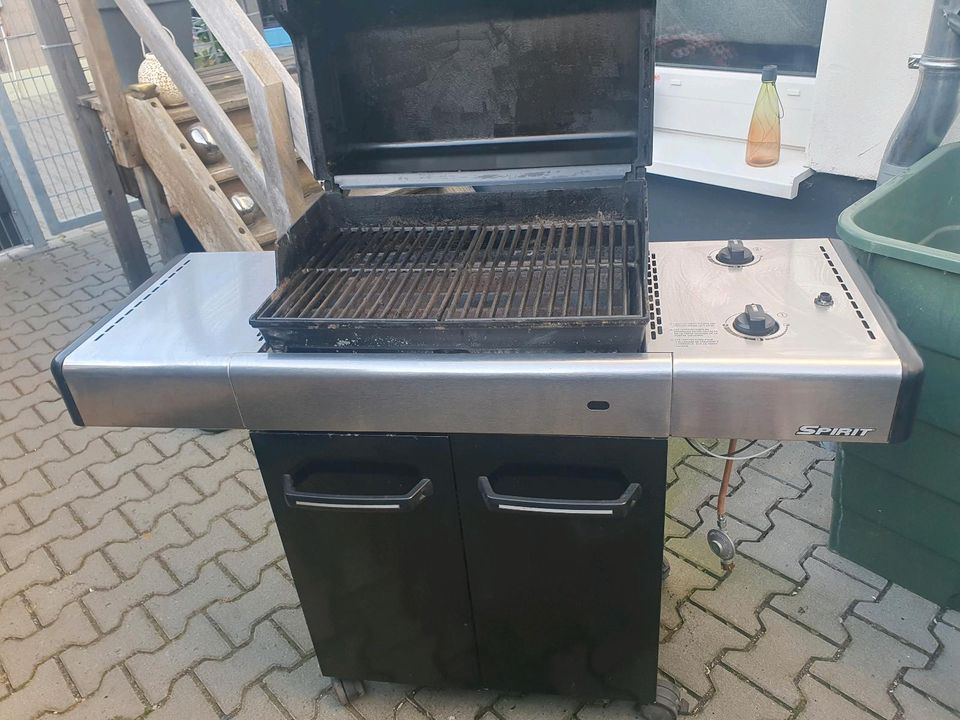 Gasgrill Weber Spirit e210 in Bingen