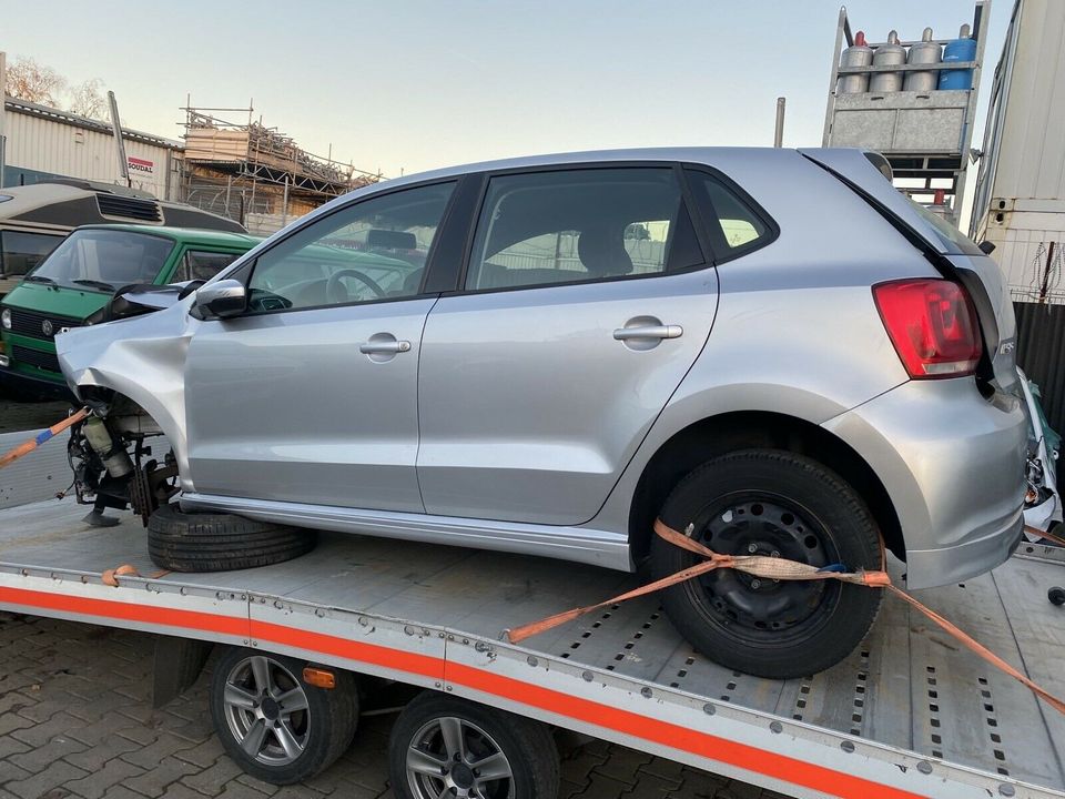 Autoteile für VW Polo 6R Ersatzteile Gebrauchtteile Unfallwagen in