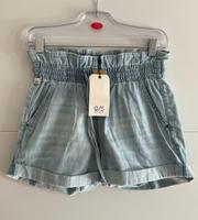QS S.Oliver Jeans Shorts Paperbag blau Gr.36 NEU m.E. Dresden - Pieschen Vorschau