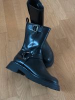 Grobe Boots von Tamaris / Bikerboots München - Ludwigsvorstadt-Isarvorstadt Vorschau