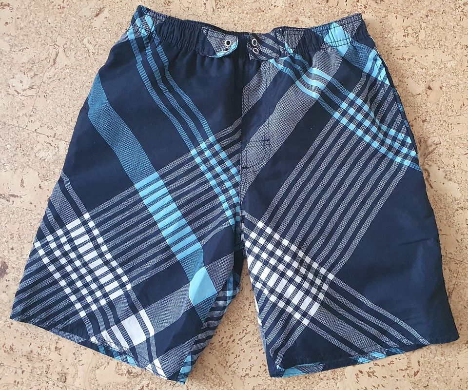 Inscene Jungen Badeshorts Schwimmhose Gr.152 in Lachendorf