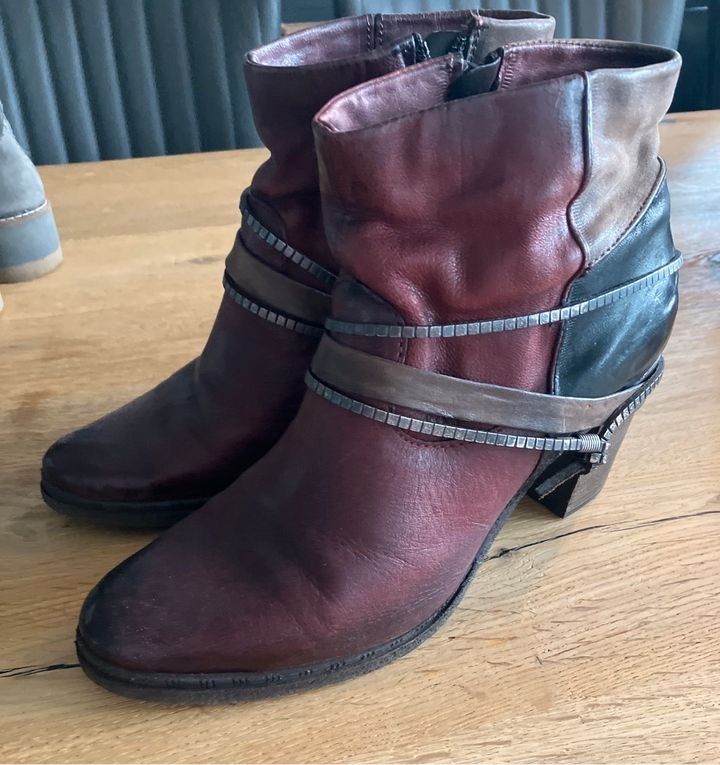 MJUS Stiefeletten 41 Bordeaux in Niedersachsen - Diepholz | eBay  Kleinanzeigen ist jetzt Kleinanzeigen