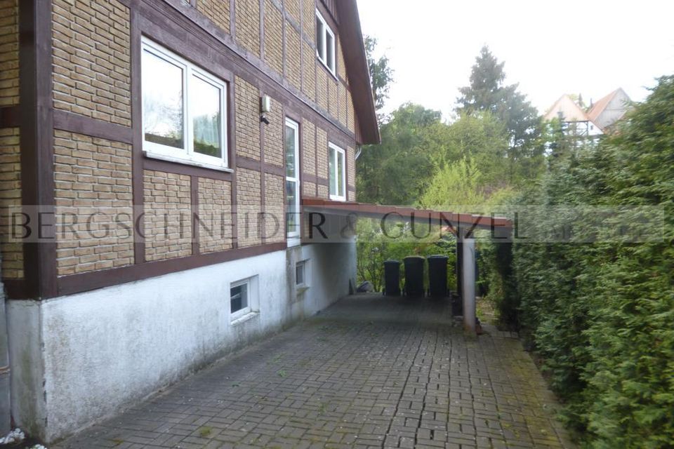 *Vollunterkellerte Doppelhaushälfte mit Carport und Garten in Barntrup-Alverdissen * in Barntrup