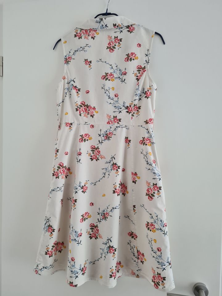 Kleid Sommerkleid weiß bunt Blumen Gr. 34 Mango in Augsburg