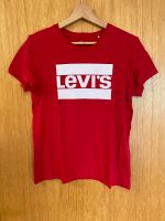Rotes Levi’s T-Shirt Niedersachsen - Uslar Vorschau
