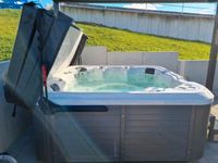 Whirlpool mit Abdeckung Vivo Spa 504N Bayern - Schönberg Kr Mühldorf a Inn Vorschau