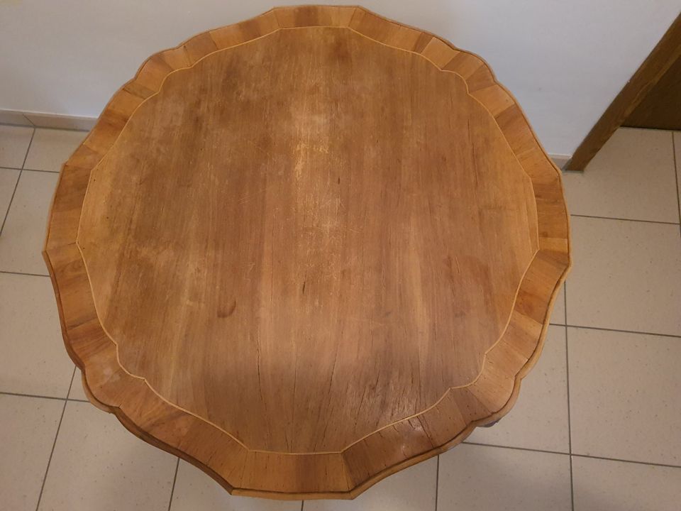 Tisch Holz, Höhe 59 cm, Durchmesser 80 cm in Lenting