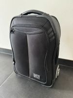 Kleiner schwarzer adidas Trolley Koffer Handgepäck Laptopfach Bayern - Hirschaid Vorschau