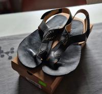 Tikki Soul Barfußschuhe Sandalen 41 schwarz wie Neu Zehensteg Sachsen-Anhalt - Zerbst (Anhalt) Vorschau