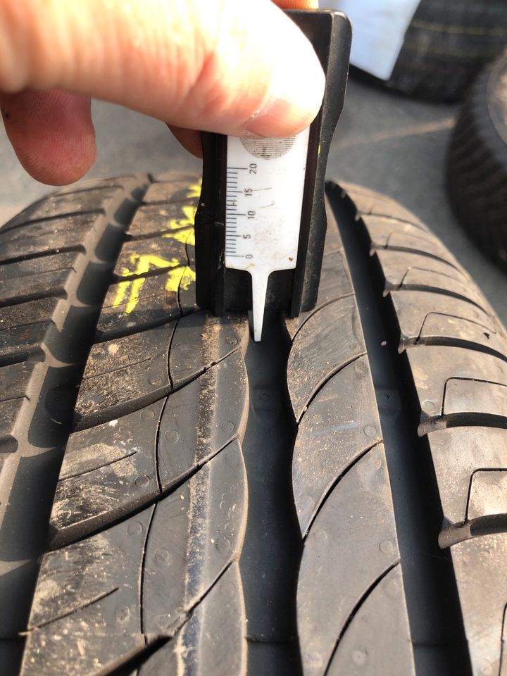 2 Pirelli Sommerreifen 185/55 R15 in Rheinbach