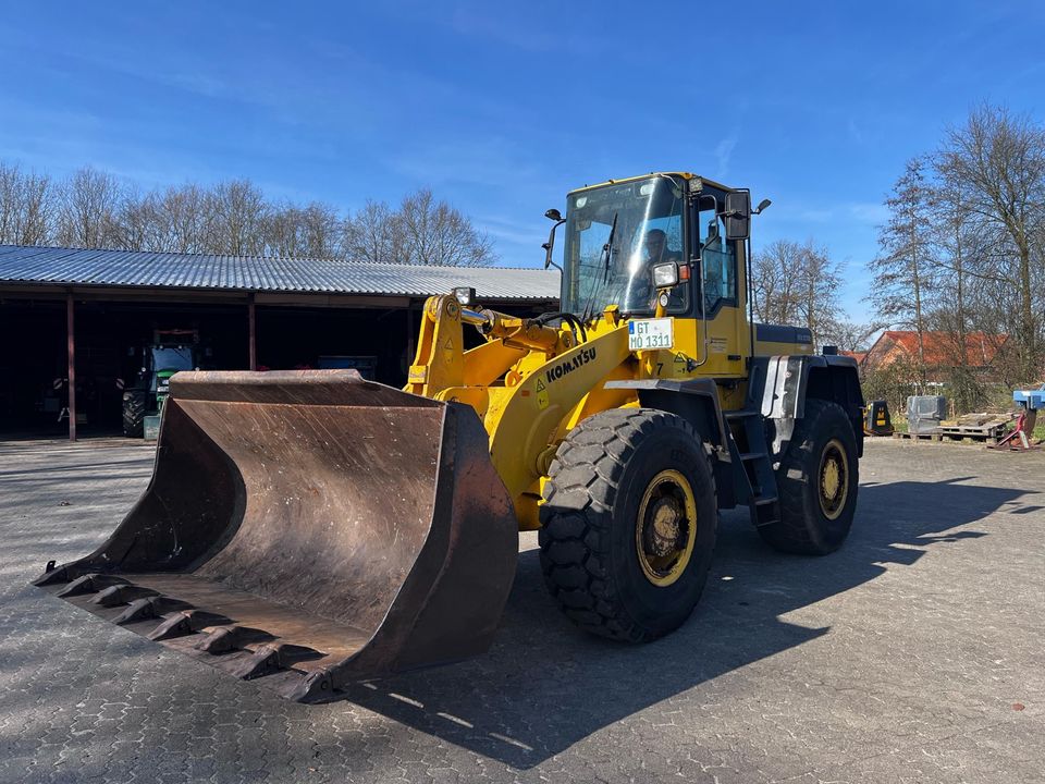 Komatsu Hanomag WA 270-3 in Versmold