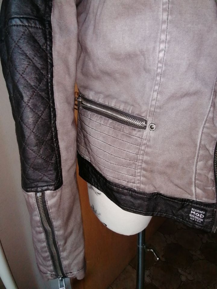 Neue, nicht getragene Jacke von M.O.D im bikerstyle.np 99.90- gr. in Arnstorf
