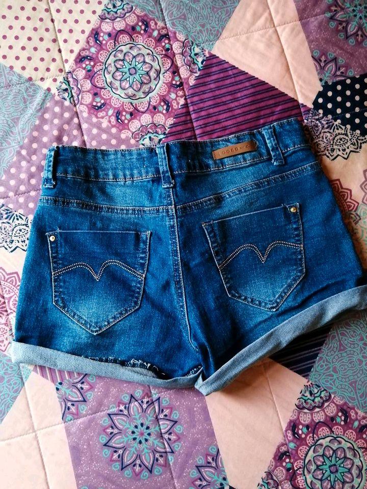 Short/kurze Hose Größe 36 icono DENIM COLLECTION in Oldenburg