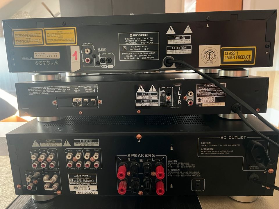 Pioneer Stereo Amplifyer mit Tuner und CD Player in Mülheim (Ruhr)