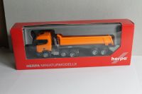 HERPA 309394 SCANIA CR ND XT 6x2 RdMu SZ Kom-orange 1:87 Nordrhein-Westfalen - Witten Vorschau