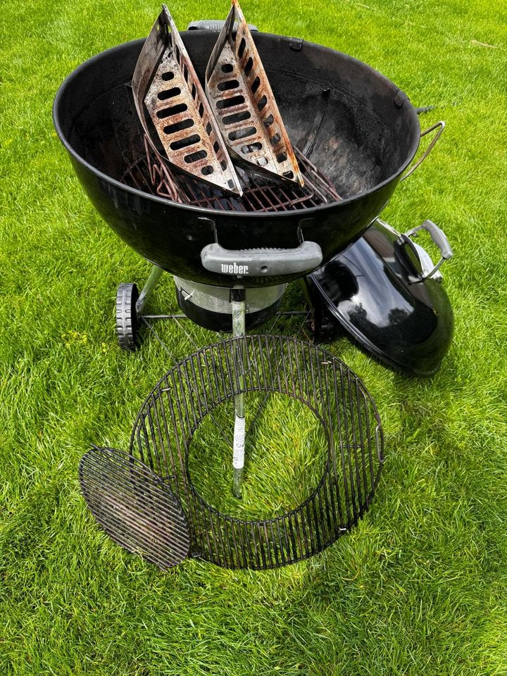 Weber Holzkohle Kugelgrill Master Touch GBS 57cm in Gremmendorf