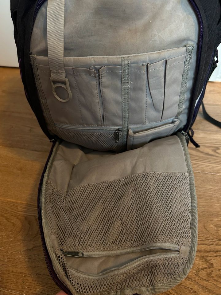 Satch Schulrucksack/ Schulranzen schwarz lila/ Mädchen in Neuenkirchen